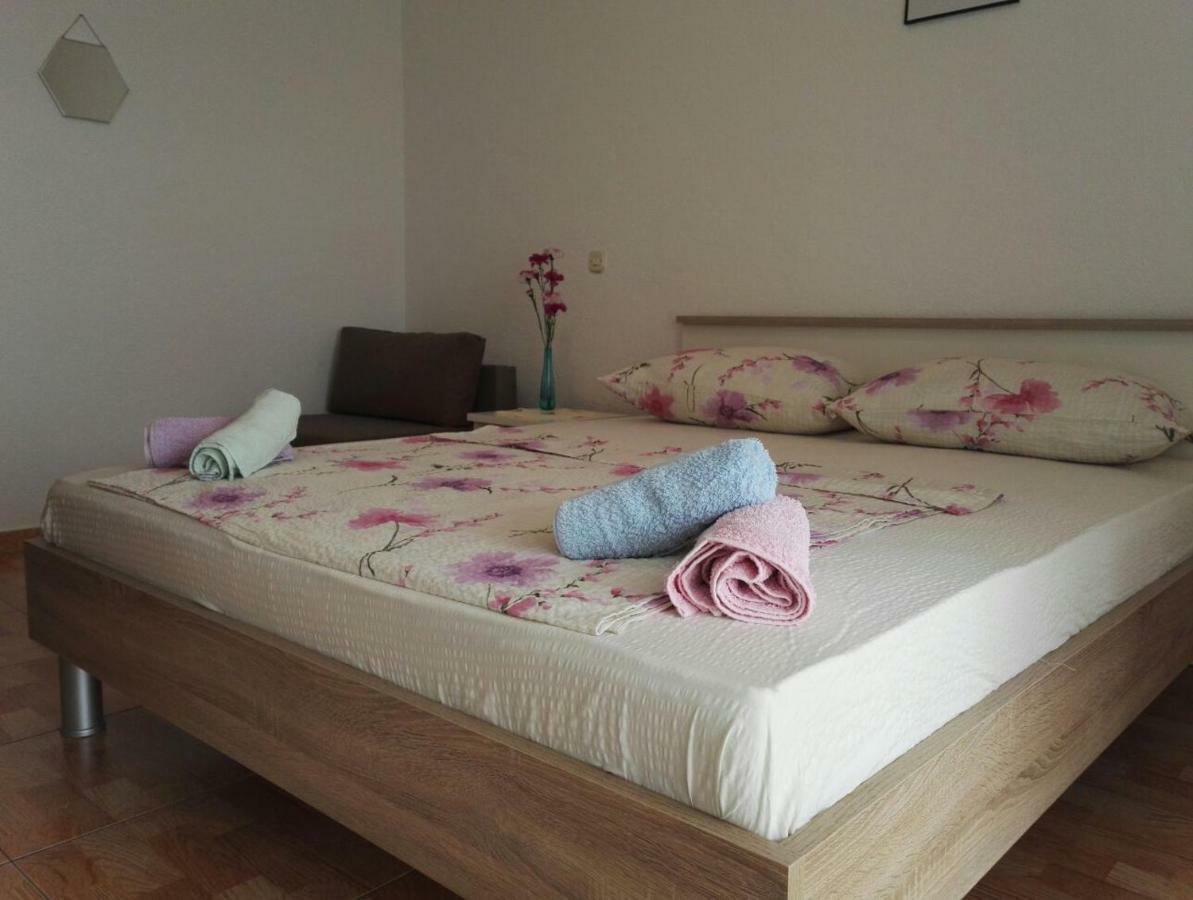Studio Apartmani Ravlic Makarska Esterno foto